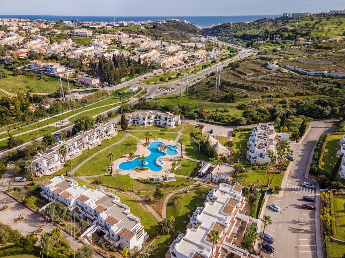 Clube - 2br Pool, Kids Club & Family Fun